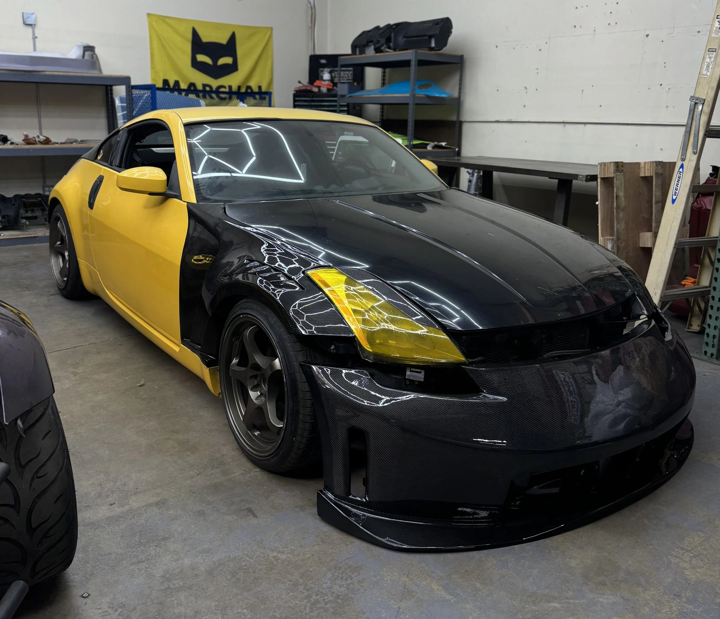 Bomber graffiti design ナンバープレート Amazon.co.jp: ナンバープレートフレーム デッドバイデイライト